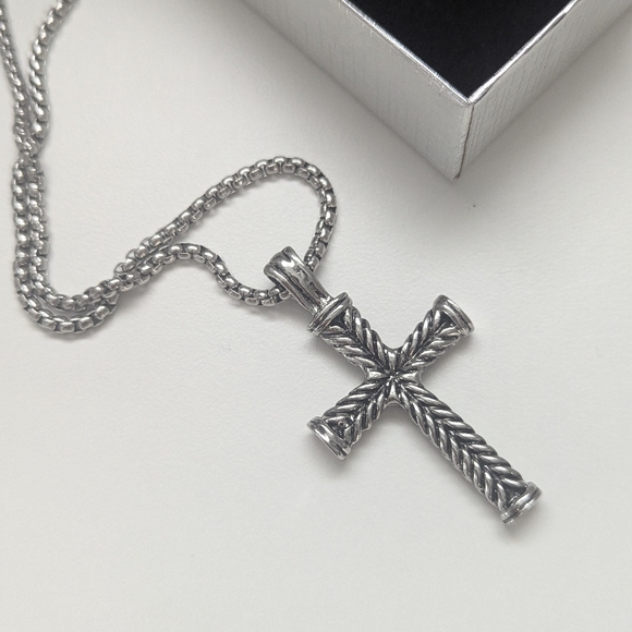 Stainless Steel Cross Pendant Necklace